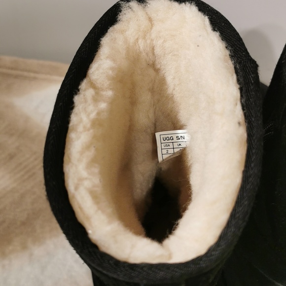 UGG Australia boots - Picture 6 of 8